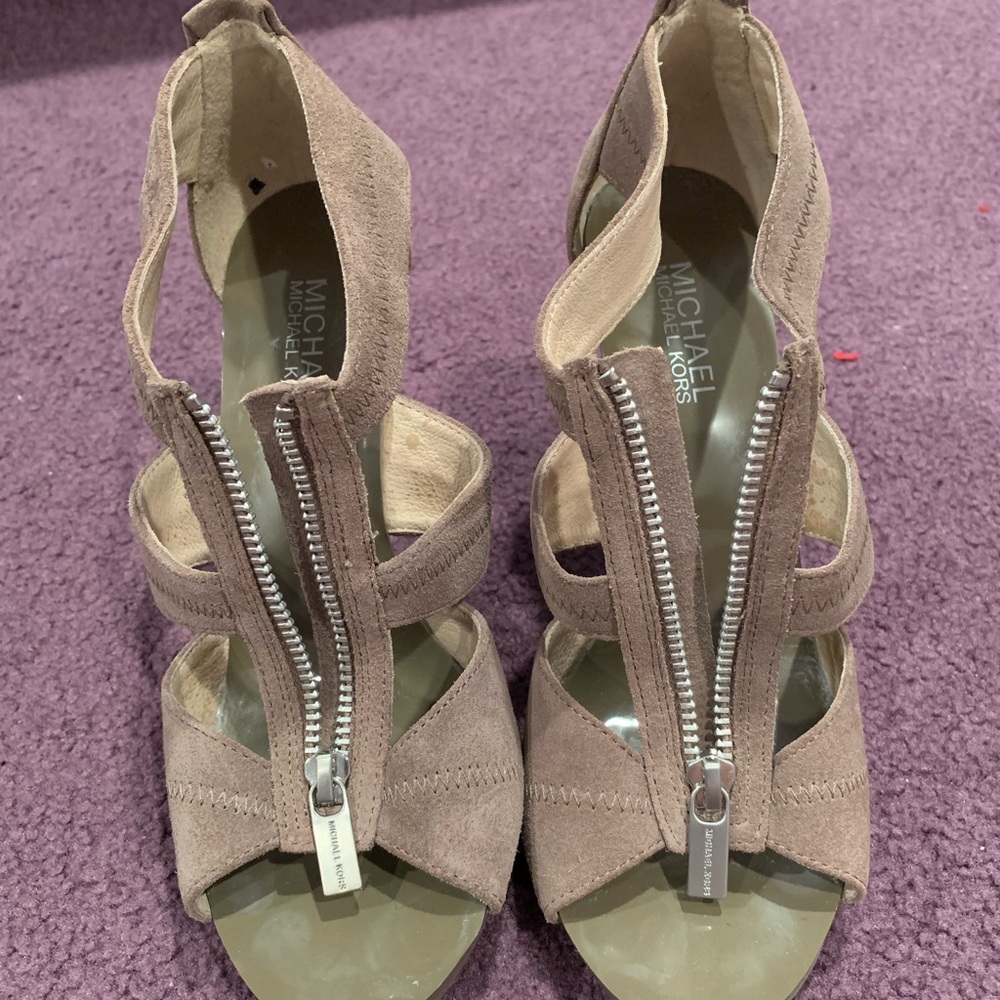 Michael Kors Zipper heel - Picture 3 of 8